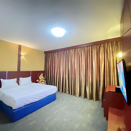 D'Merlion Hotel Pembunuh Esterno foto
