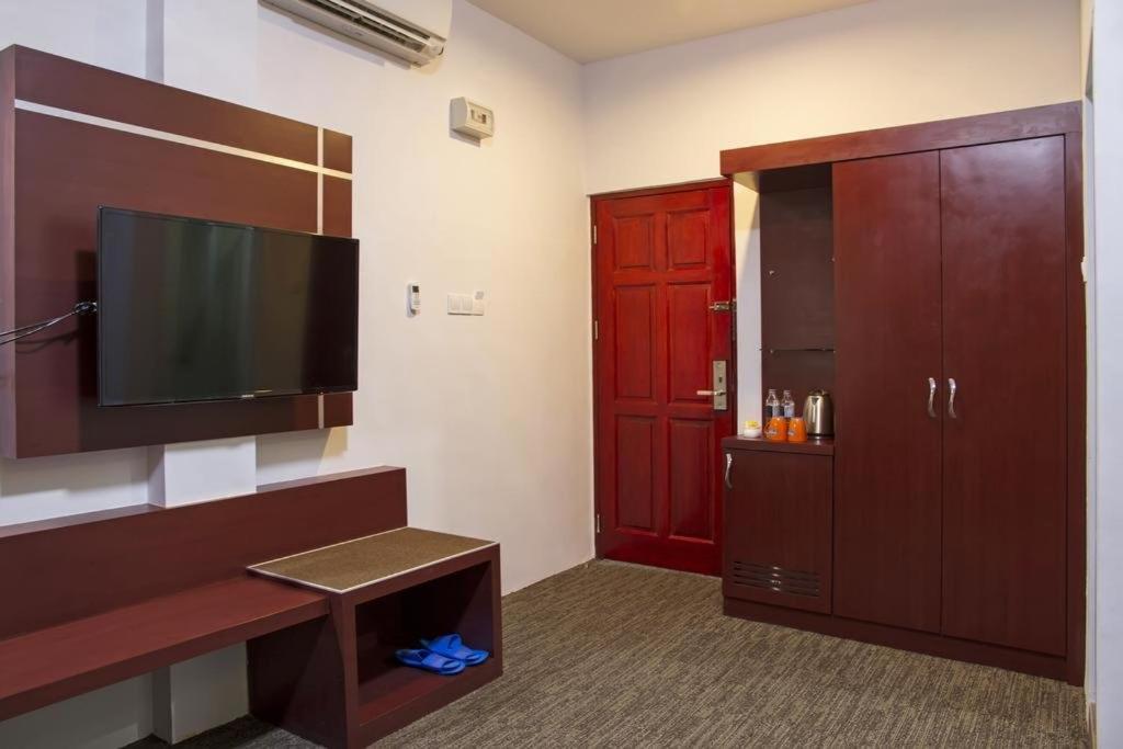 D'Merlion Hotel Pembunuh Esterno foto